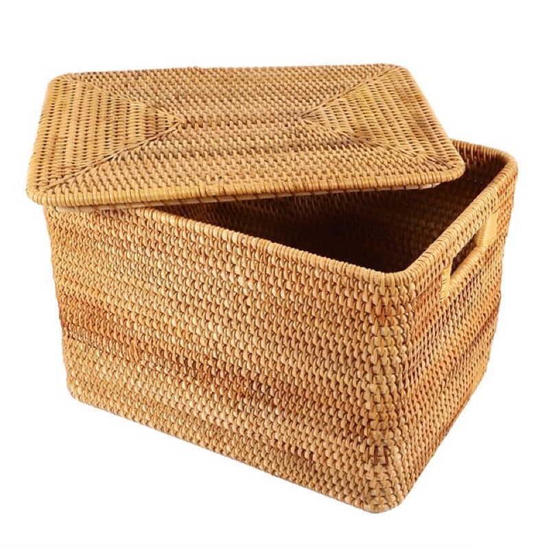 CHILLHOUSE Handwoven Rattan Basket With Lid L35cm xW25cm x H23cm