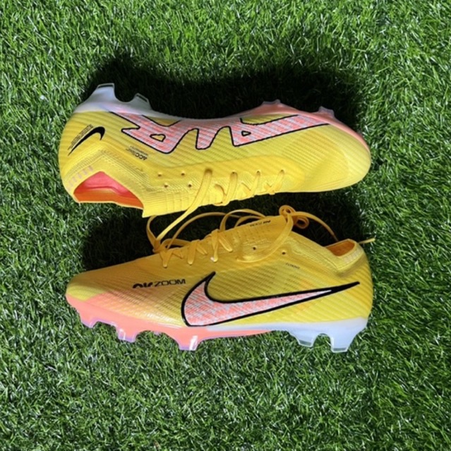 kasut bola mercurial