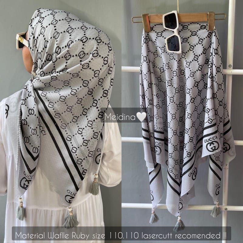 Quadrangle Rubycorn Buttonscarves Star Premium Hijab Square Rubicon ...