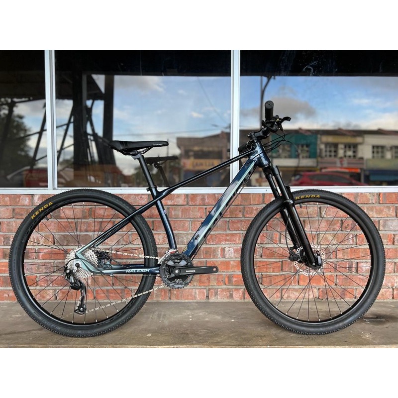 Raleigh elite 27.5 sale