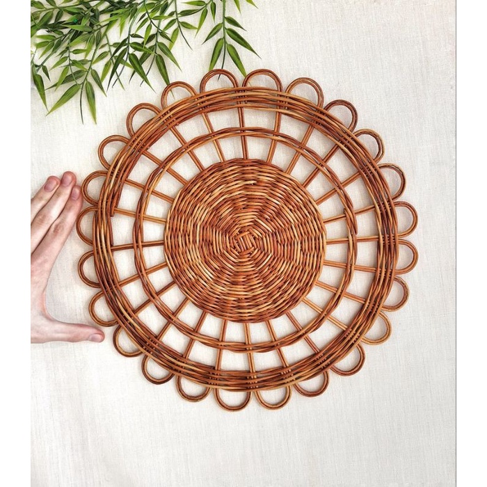 HIASAN DINDING Wicker flower motif placemat rattan wall decoration ...