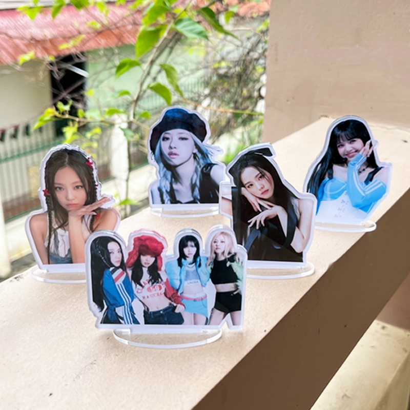 1 mini BlackPink Standee Statue (1 statue) | Shopee Malaysia