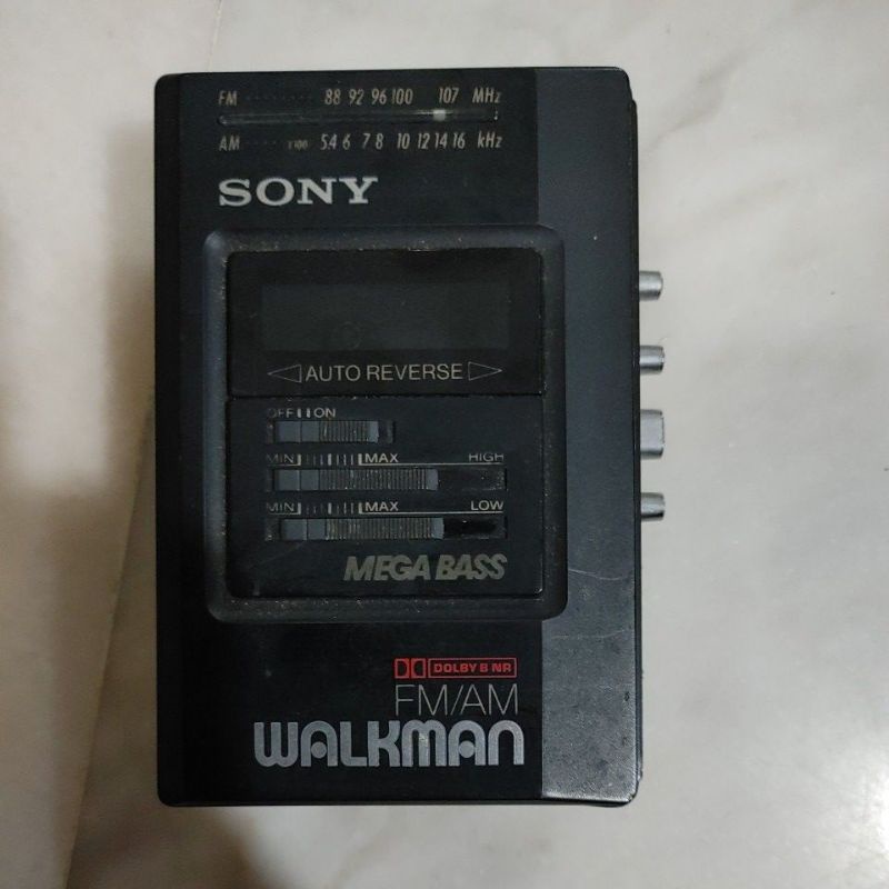 Sony - WM B 47 magnétophone cassette