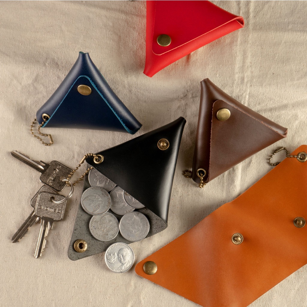 Unusual store coin purses