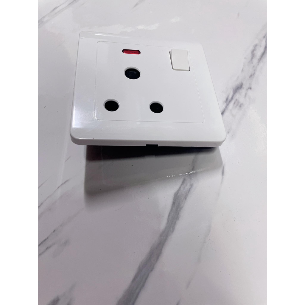 switches power supply aircond / plug socket / soket suis 45A 30A 20A 15A 13A 10A switch