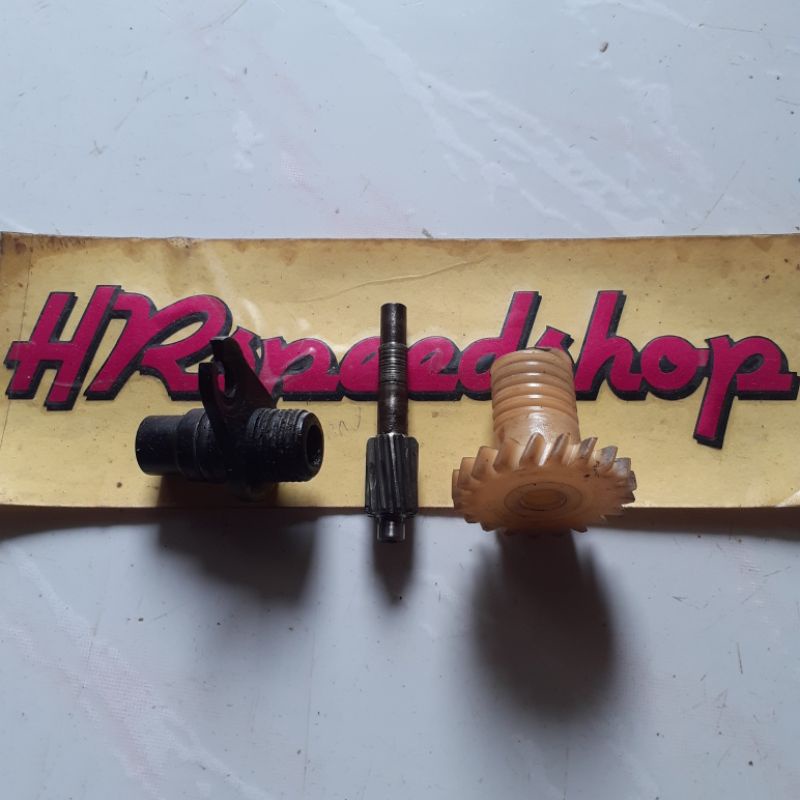 Yamaha Rxz Rzr Millennium catalyzer Iron Plastic RPM Gear Gear | Shopee ...