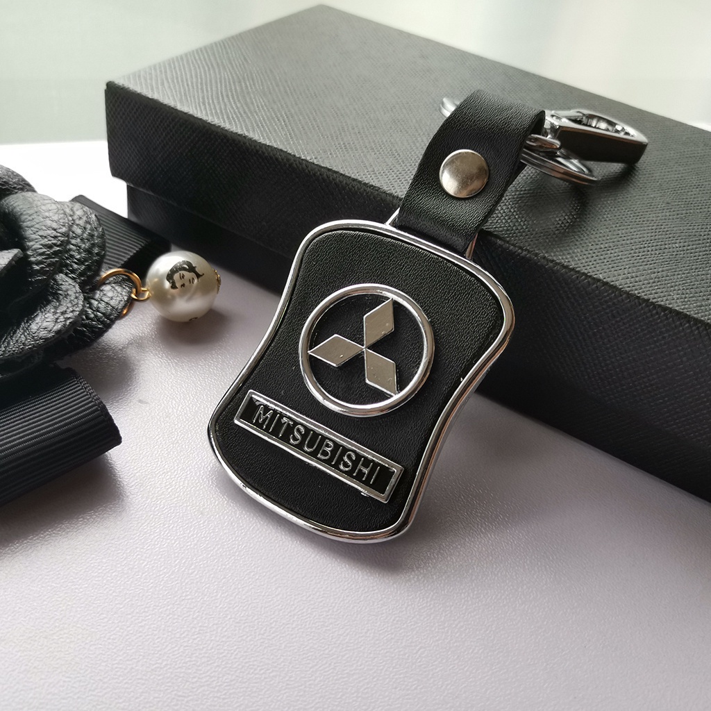 Car emblem business pendant Mitsubishi car logo metal keychain men