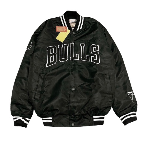 MERAH Varsity Chicago Bulls Jacket | New Men's & Women's Red varsity ...