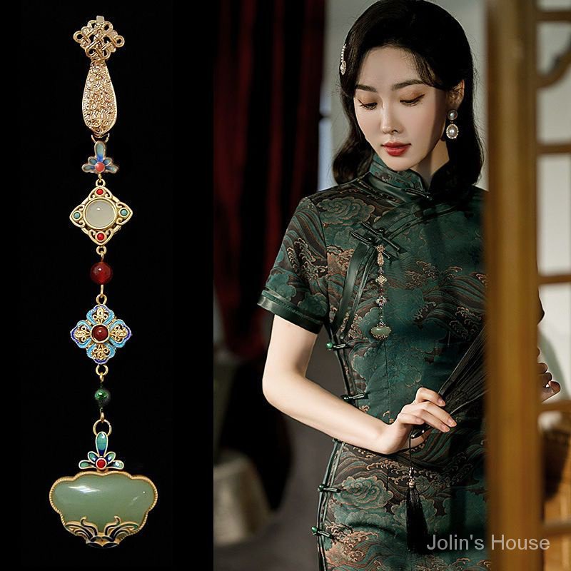 Chinese Style Cheongsam Pressed Lapel Pendant Ethnic Classical Corsage ...