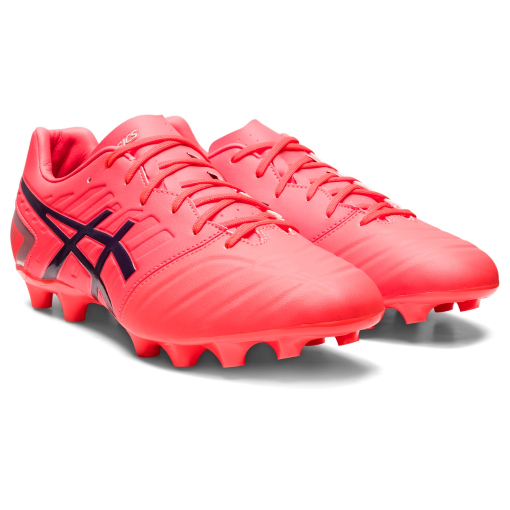 Asics football store boots online