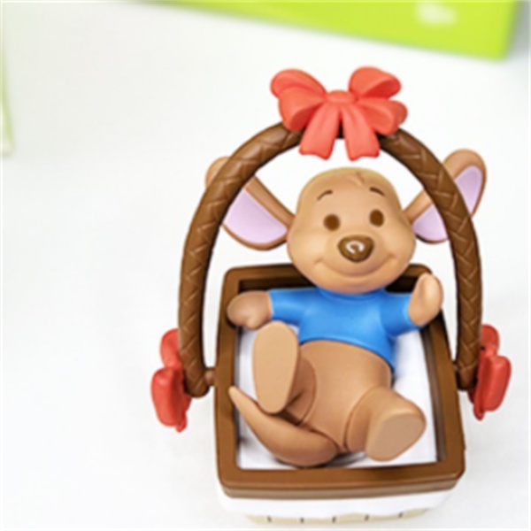 ★HGTOYS [Optional] [Genuine] MINISO Winnie the Pooh Take me on a trip Series of blind box dolls fashion toys gift