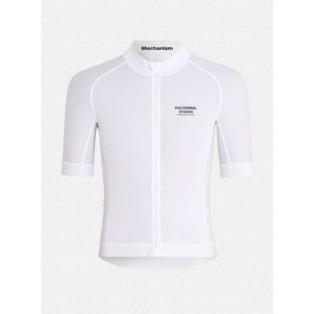 PAS NORMAL STUDIO MECHANISM WHITE JERSEY | Shopee Malaysia