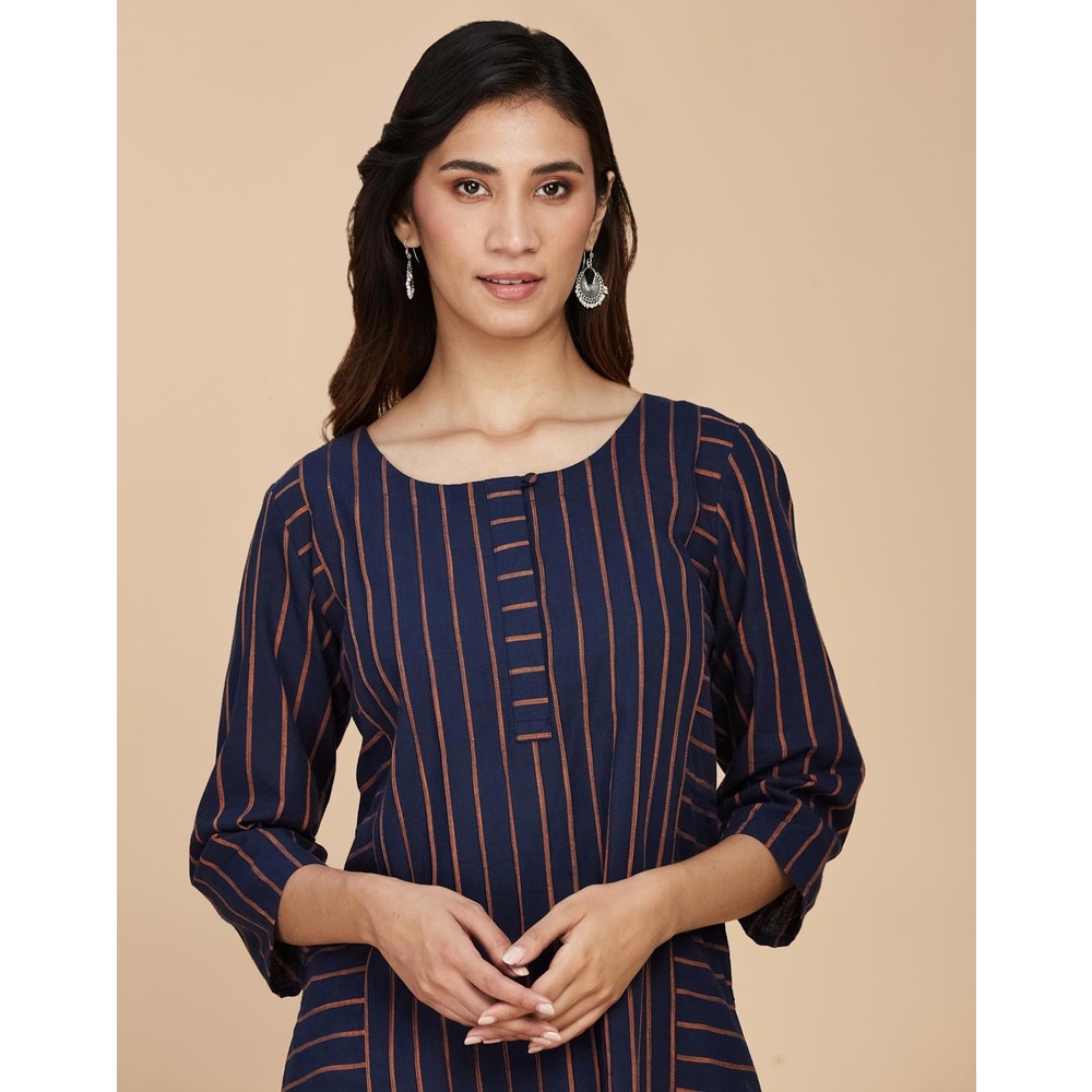 Cotton Embroidered Straight Knee Length Kurta