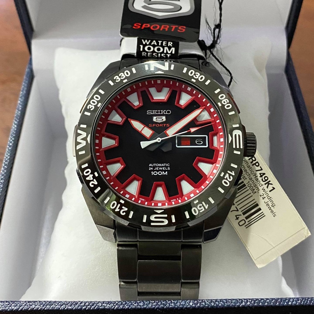 Seiko 5 Sport SRP749K1 Automatic Hardlex Crystal Glass Stainless Steel Men s Watch