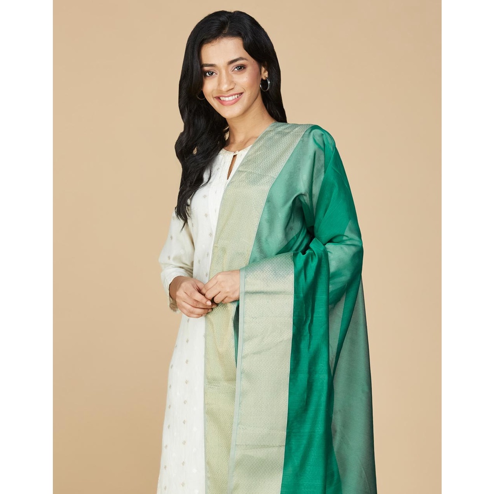 handwoven maheshwari dupatta - ivory gold
