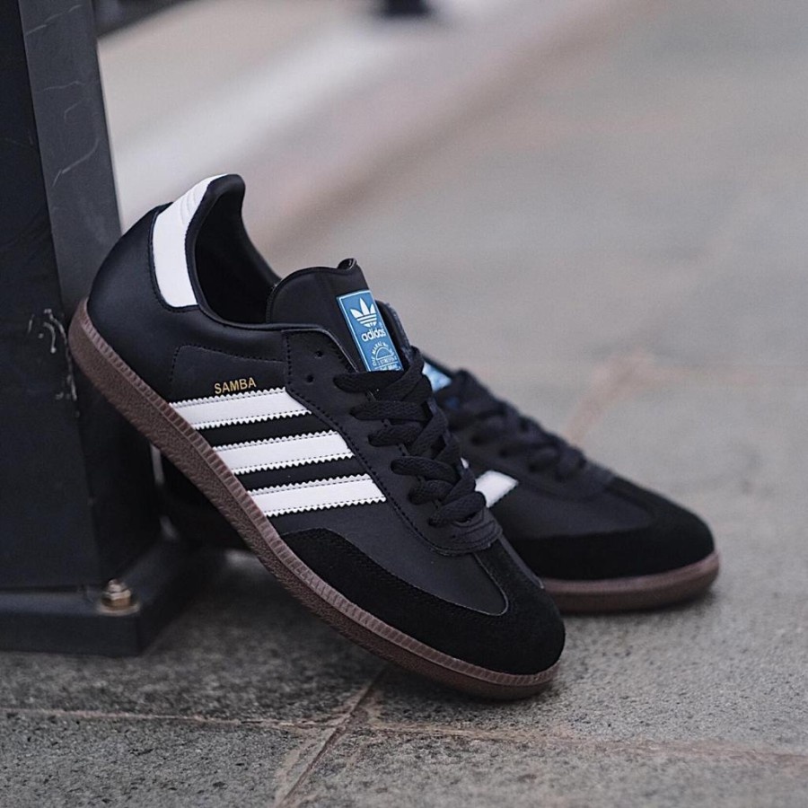 HITAM Adidas Samba Three Stripes Black Yellow Shoes/Adidas Samba OG ...