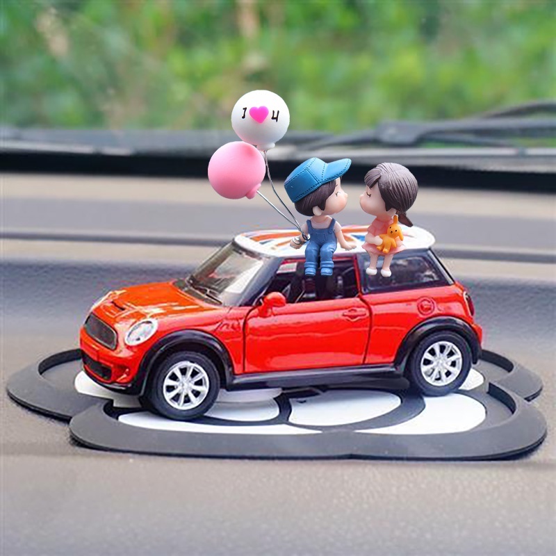 Cartoon car jewelry ornaments couple cute decorative car accessories