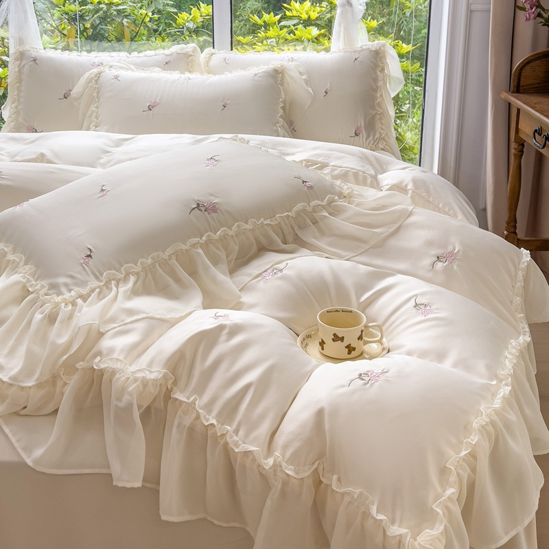 Tulip Embroidery Lace Ice Silk 4IN1 Bedding Sets Four-piece Cool Silky ...