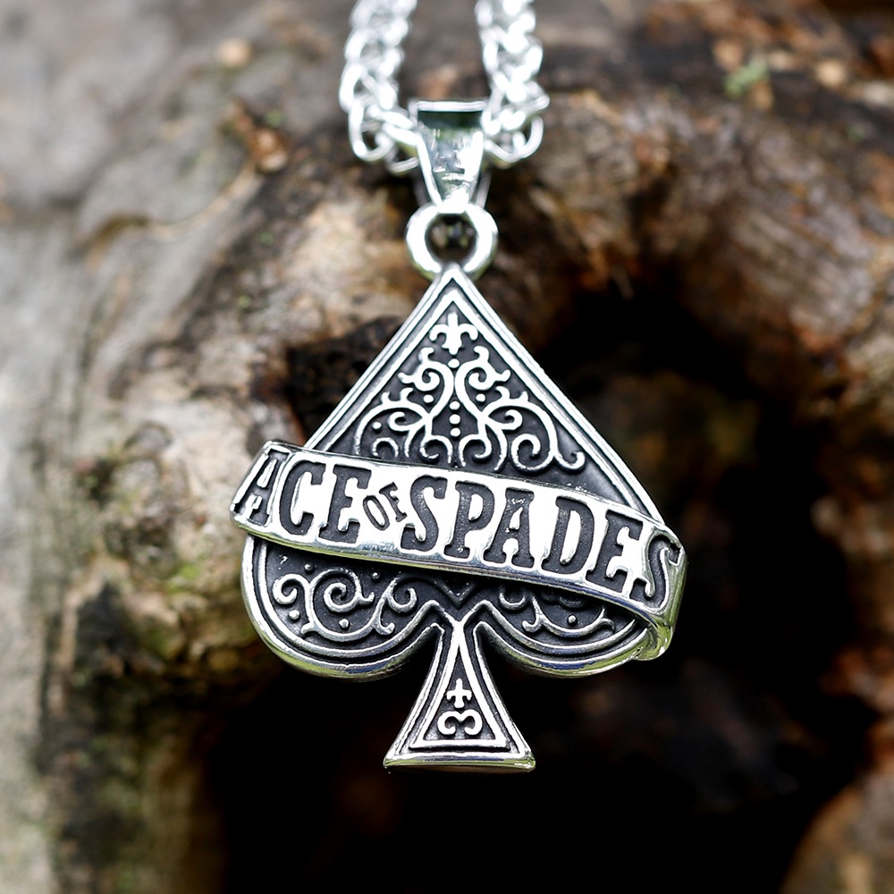 New Design Poker Ace of Spades Pendant Necklace For Men Heart Shape