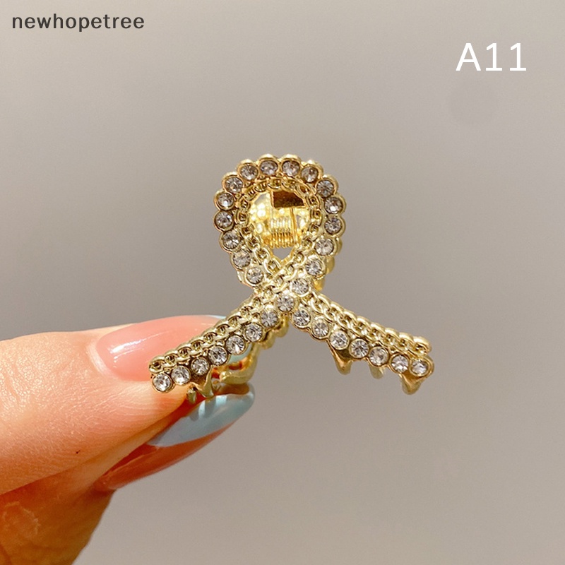 Ntmy Pearl Rhinestone Mini Hair Claw Retro Diamond Flower Women Girls