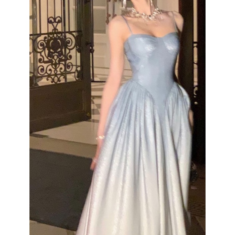 Lantern Sleeve Pleated Design Dress Celebrity Style Banquet Evening Dress -  China Evening Dresses and Party Wear Dresses for Women price