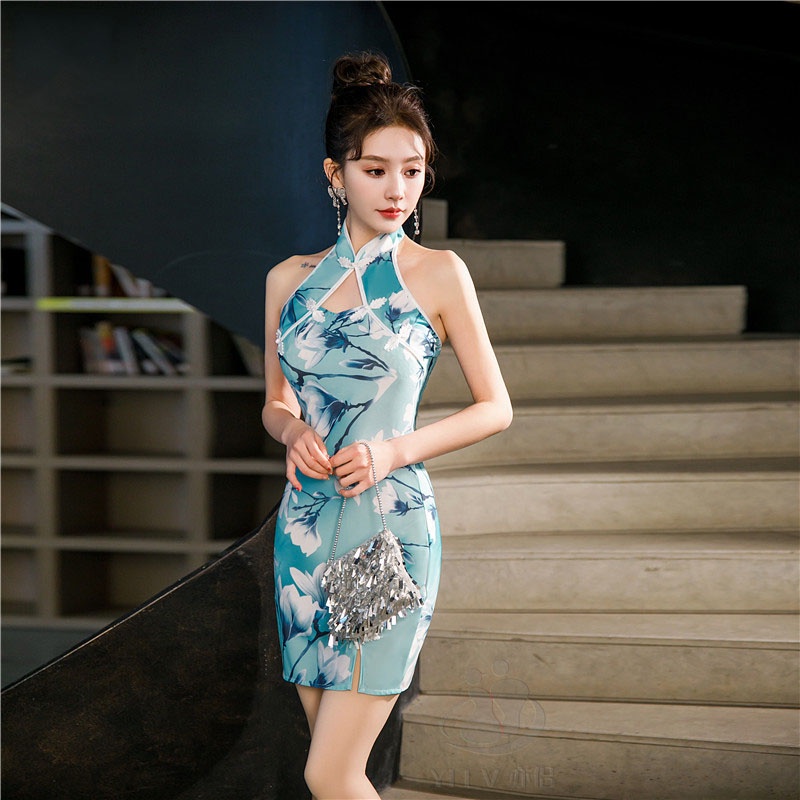 glinda dress blue Plus Size Blue Elegant Chinese Woman Short Sleeve Dress Cheongsam –  Pluspreorder main image 1