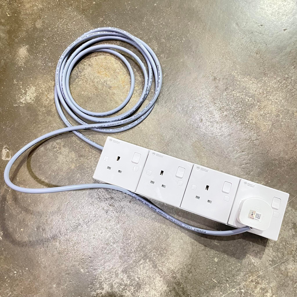 EXTENSION WIRE SOCKET 4 GANG UMS SOCKET + MK PLUG BBQ/STEAMBOAT/COOKER