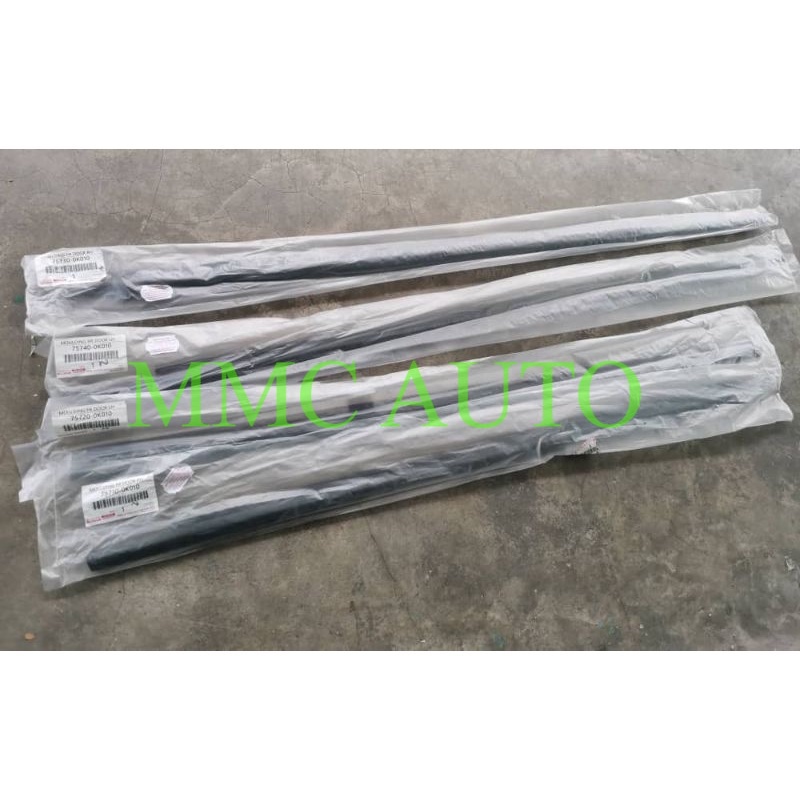 TOYOTA TGN40 INNOVA 0515 WEATHERSTRIP WINDOW SEAL MOULDING TRIM SEAL