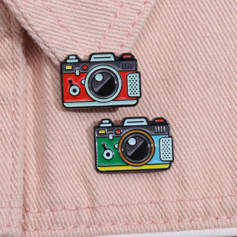 Camera Enamel Pins Vintage Cartoon Camera Brooch Lapel Badges Funny