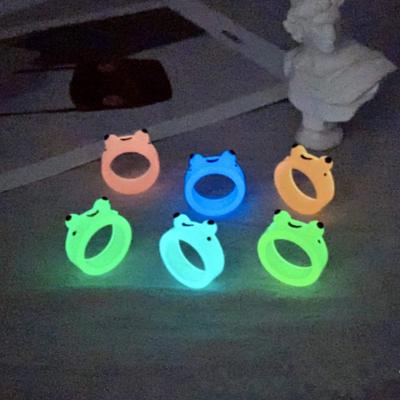 We Flower Trendy Rainbow Color Resin Luminous Frog Ring for Women Girls ...