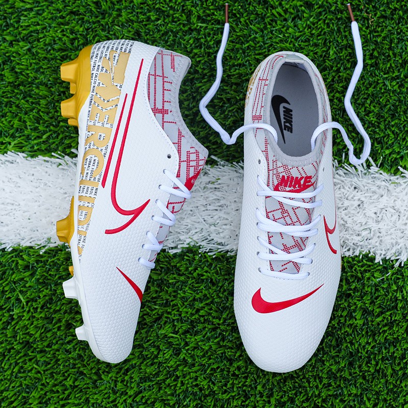 Football Boots Professional Hightop Soccer Shoes Krampon Futbol Erkek Antiskid Men's Sports