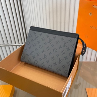 lv clutch - Men's Wallets Prices and Promotions - Men's Bags & Wallets Nov  2023