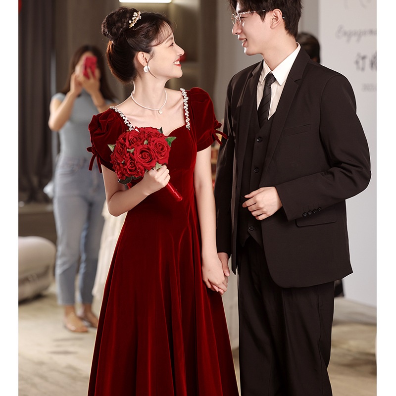 Wine Red Velvet Bridal Toast Dress French Puff Sleeve Square Neck