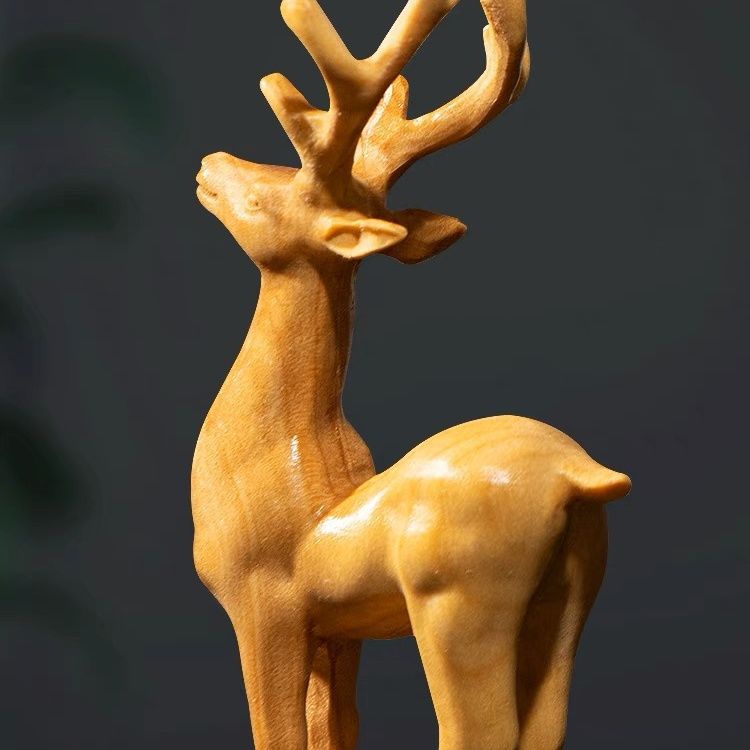 Buxus Microphylla Wood Carving Hand Pieces Solid Wood Carving High Post with Matched Salary