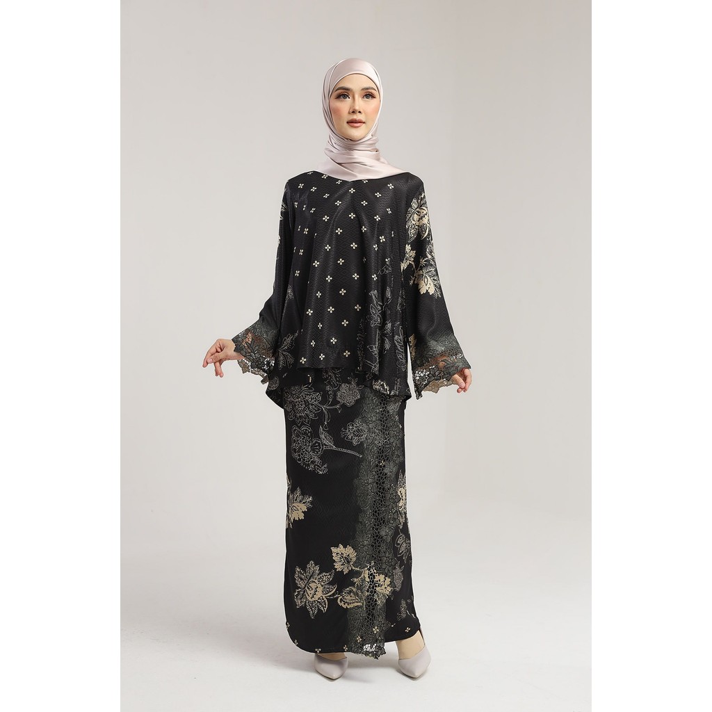 BELLROSE Premium Iron-less Royal Batik Kurung | Shopee Malaysia