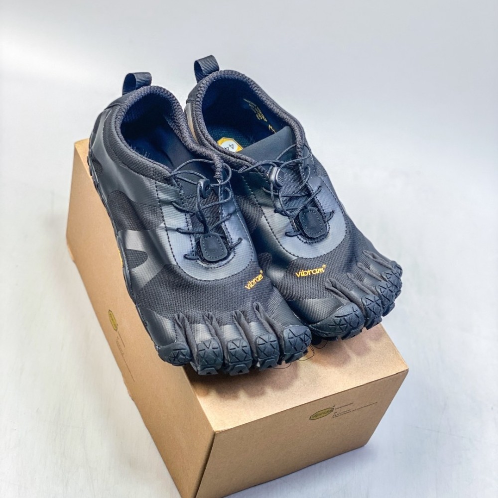 VIBRAM NIN- LO Suicoke Five Fingers Nin-Lo Slip over the feet