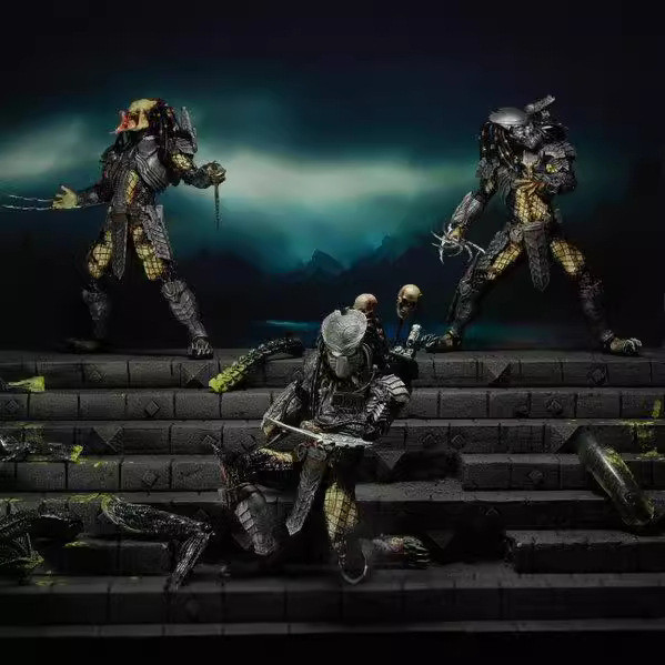 NECA Alien vs. Predator Series 14 Scar Predator/Celtic Predator/Masked