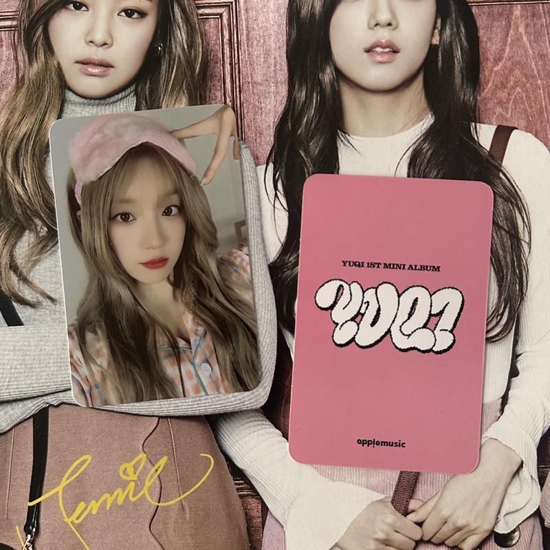 (G)I-DLE YUQI photocard official,AppleMusic book signing card | Shopee ...