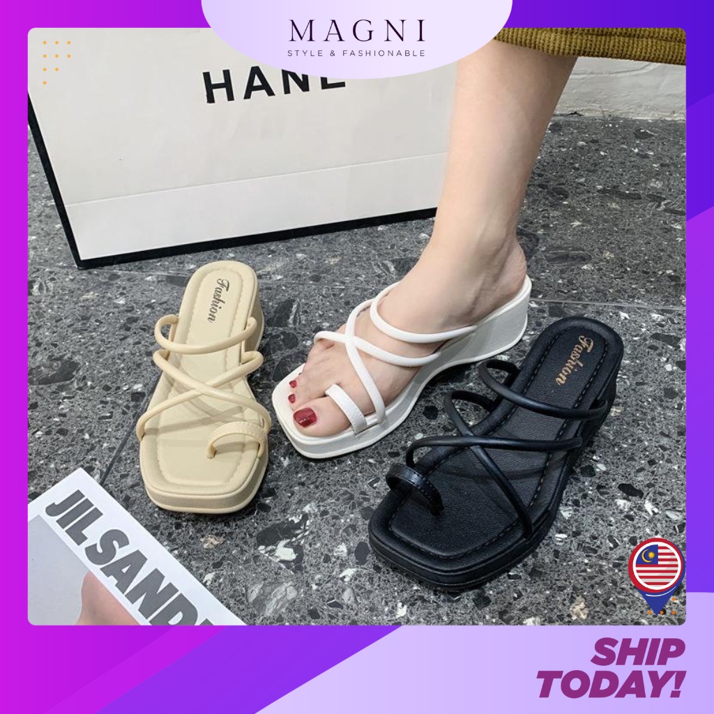 READY STOCK Thick Women's Sandal Kasut Wanita Casual Wedges Flip Flops