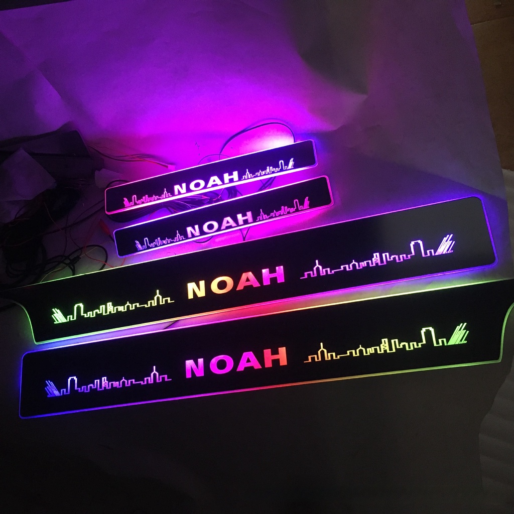 for 70 series 80 series Toyota NOAH VOXY moving led door sill plates