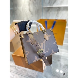 Lv On the Go (otg mm) FIX PRICE, Luxury, Bags & Wallets on Carousell