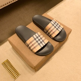 Burberry sliders online mens