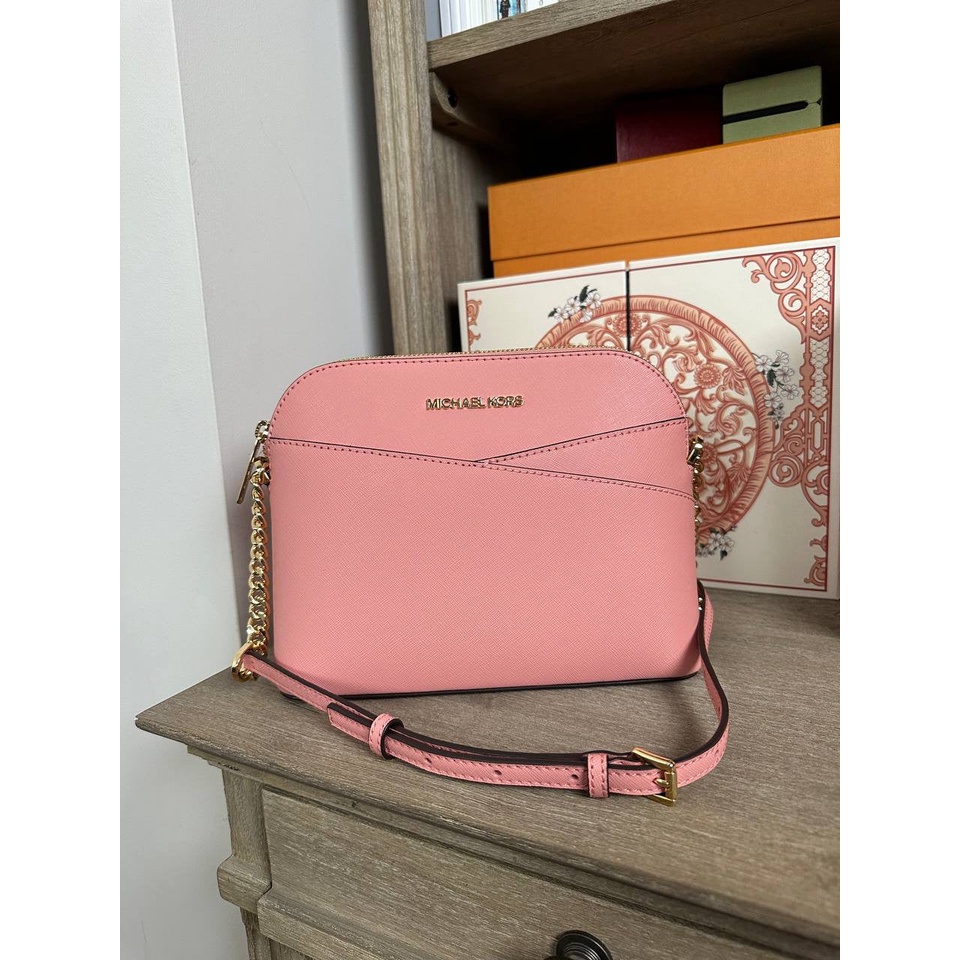 MK Jet Set Travel Med Dome Xcross Xbody in Primrose (35F1GTVC6T
