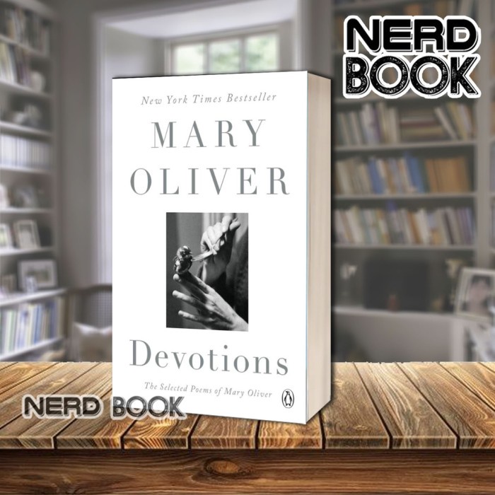 Devotions: The Selected Poems of Mary Oliver by Mary Oliver | Shopee ...