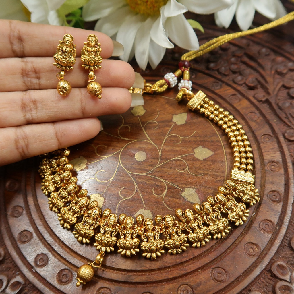 Premium Matte Gold New Lakshmi Design Indian Choker Set Shopee Malaysia