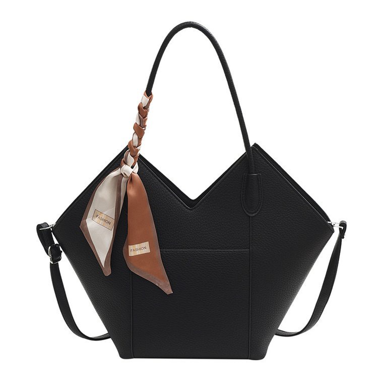 Highend Western Style Big Bag 2023 Autumn Popular Shoulder Bag Fashion Portable Bucket Tote Bag