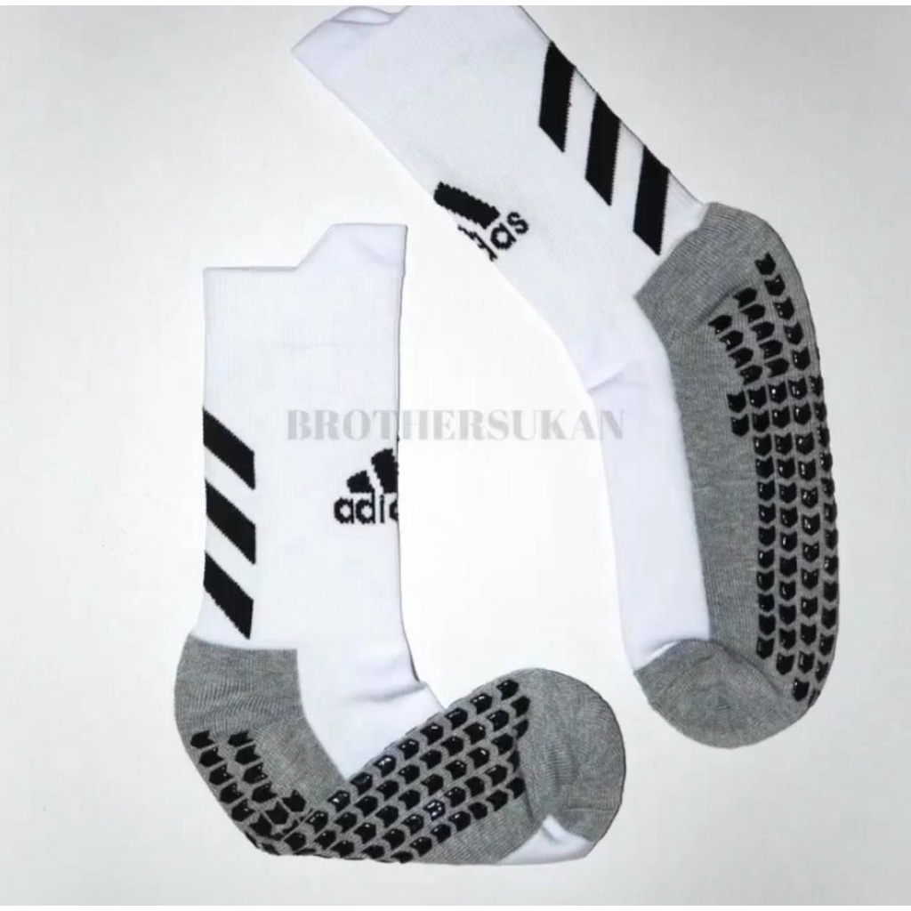 Adidas grip socks best sale