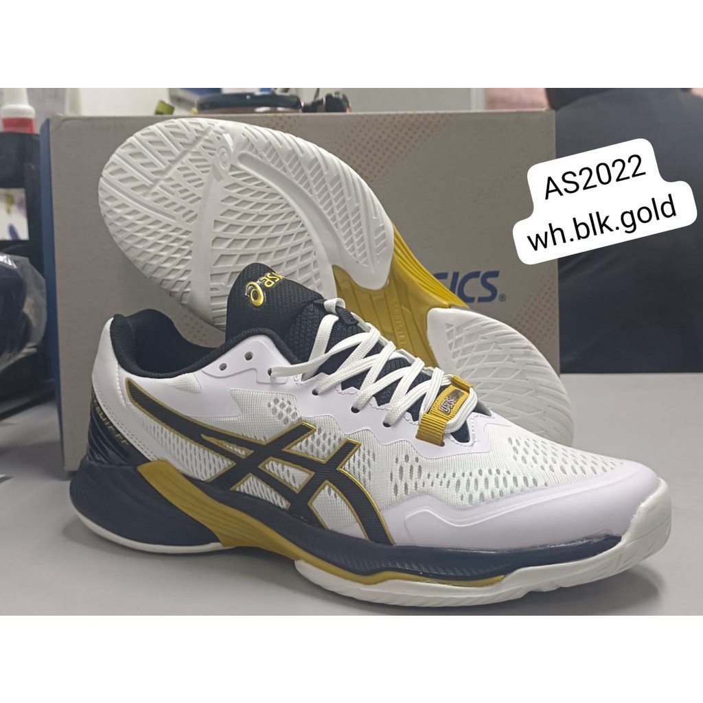 Asics badminton shoes on sale price