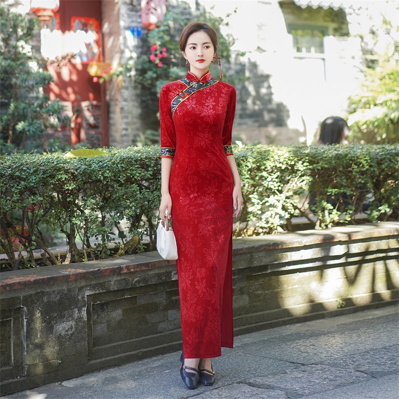 Velvet Cheongsam New Style Embossed Long Sleeve Women Qipao Vintage Chinese  Style Improved Banquet Dinner Wedding Dress Slim Fit Red | Shopee Malaysia