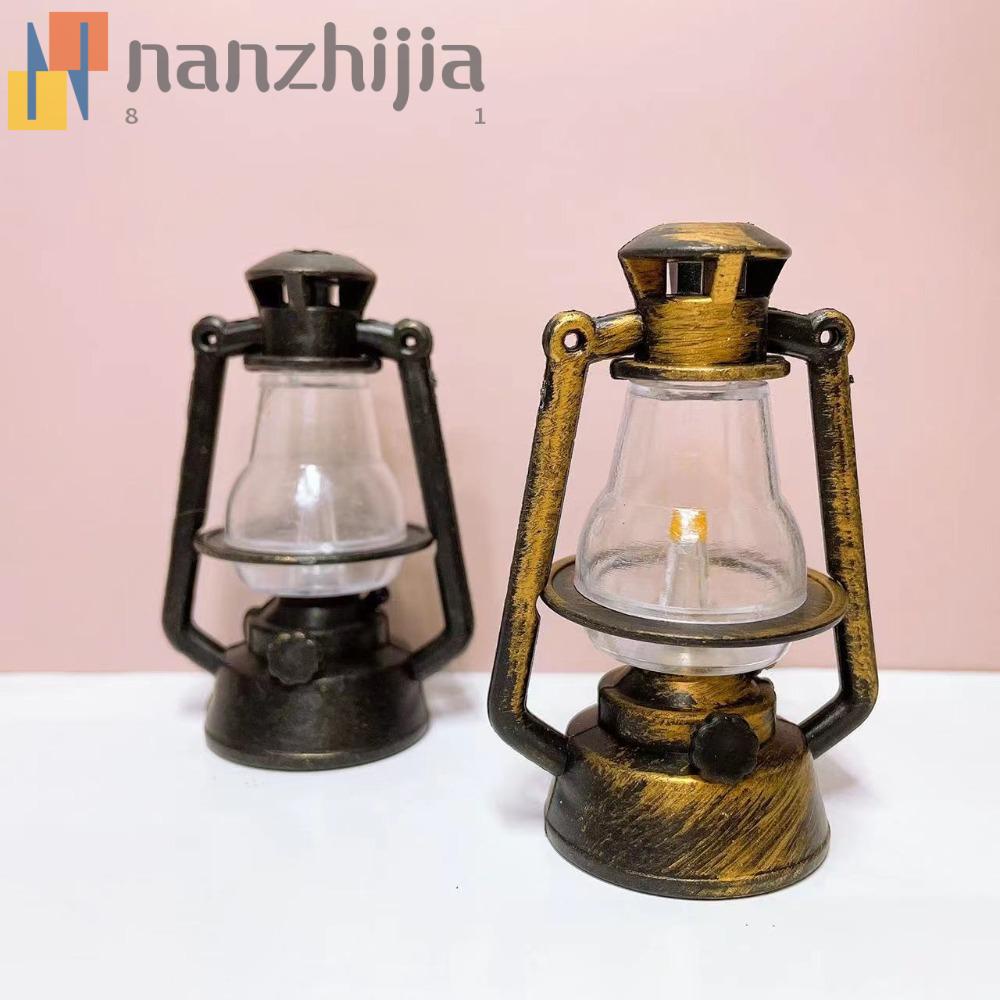 NANZHIJIA Miniature Kerosene Lamp, Ornament Miniature Mini Kerosene Lantern, DIY Accessories DIY